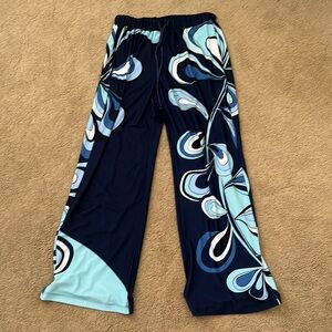 BRAND NEW ! Never been worn!!Vibrant comfortable pant!